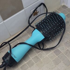 Revlon Blue Hair Dryer Brush